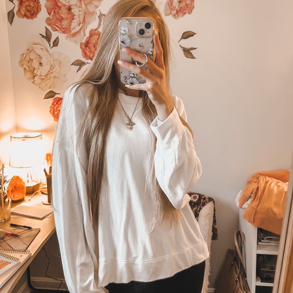 Joylab all white sweatshirt ☁️